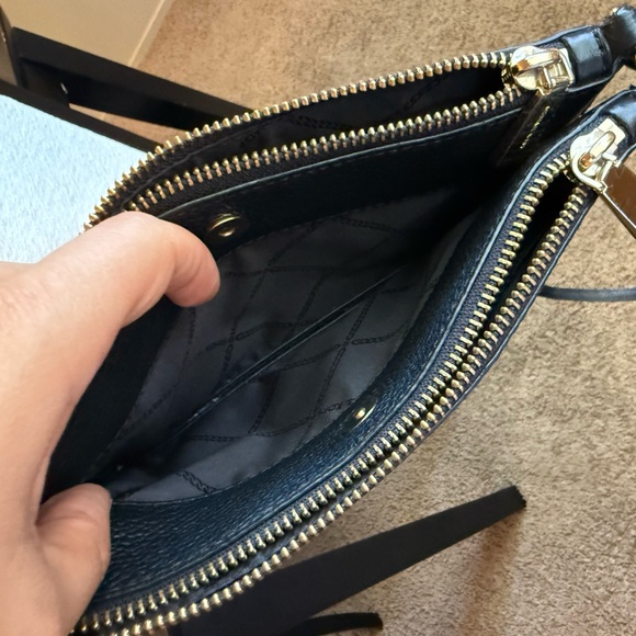 EUC Michael Kors Adele Leather Crossbody Bag - Picture 4 of 6